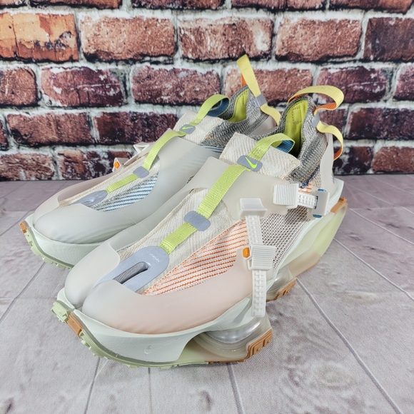 Nike ISPA Road Warrior Volt 2020 Size 8.5 main image 4